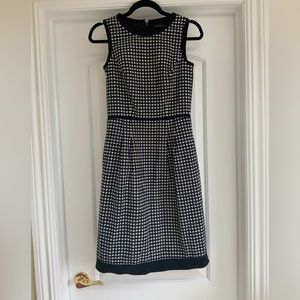 346 BROOKS BROTHERS CLASSIC DRESS